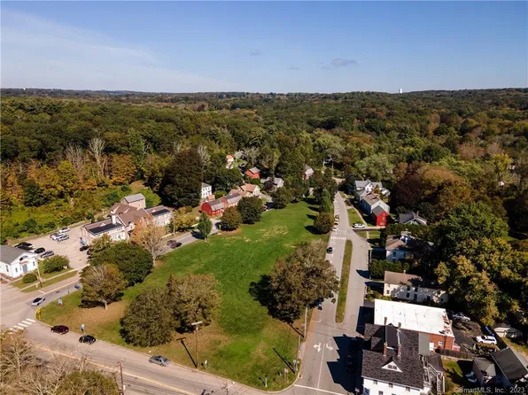 61 East Town Street, Norwich, CT 06360