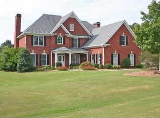 8205 Jacobs Ridge Ln, Cumming, GA 30028