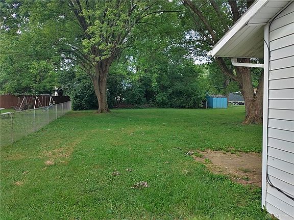 2nd image of 1084 June Dr