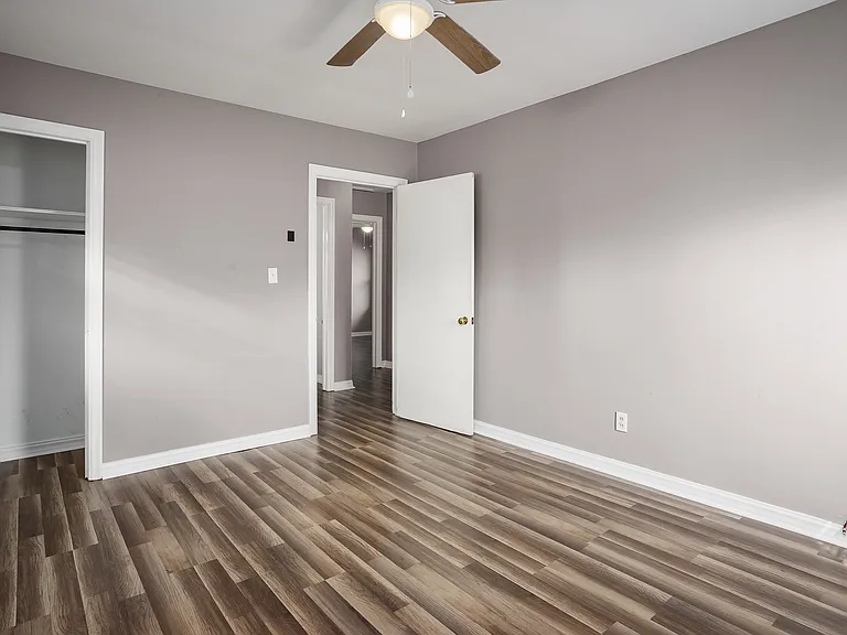 4126 Eastwood Dr — Photo 13