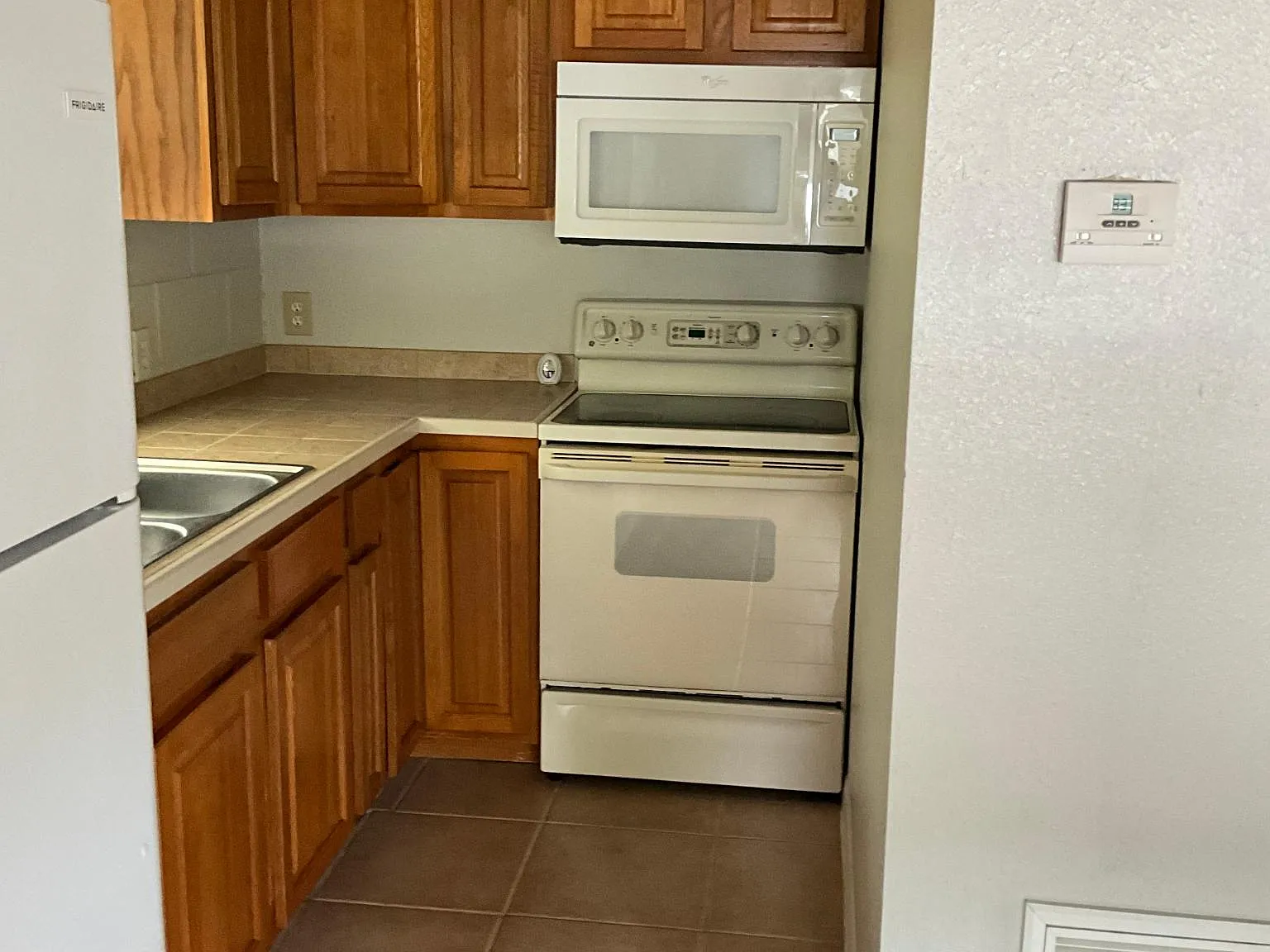 1 bed, 500 sqft, $850 — Photo 2