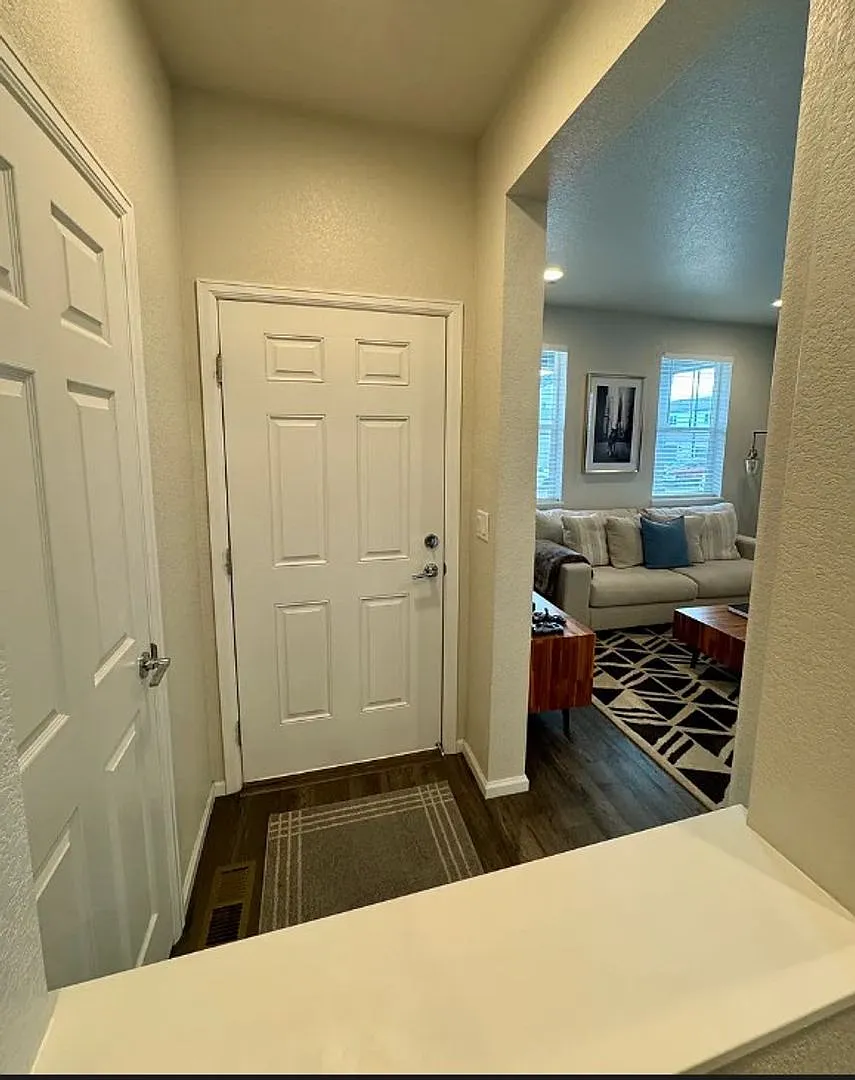 Long Realty & Property Management - Newer Developed Home in Green Valley Ranch — Photo 3