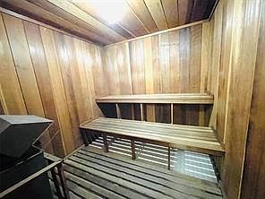 5th image of 259 S Cypress Rd #507