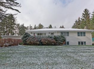 104 Kennedy Rd, Howes Cave, NY 12092