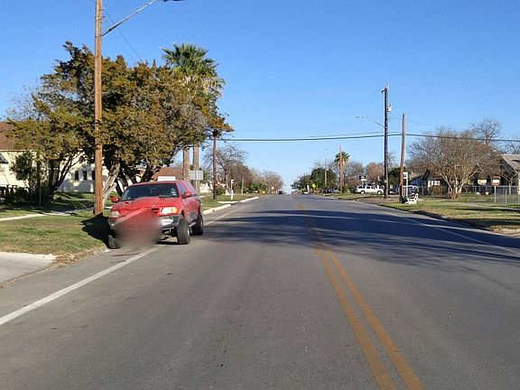 4th image of 223 Hot Wells Blvd