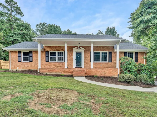 2111 Ruritan Rd, Roanoke, VA 24012