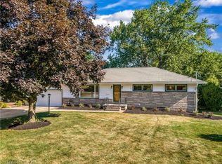 2653 Sourek Rd, Akron, OH 44333