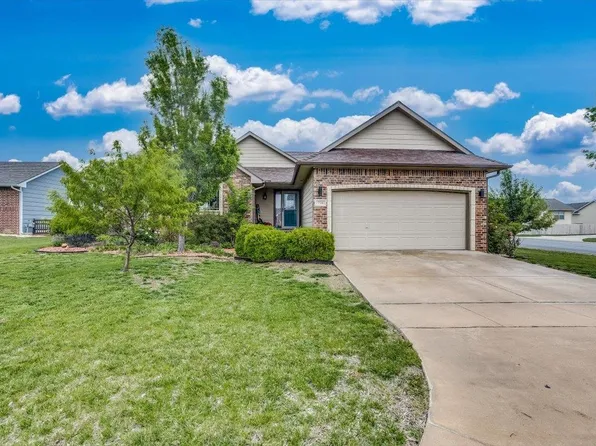 720 S Cherrywood Cir, Andover, KS 67002