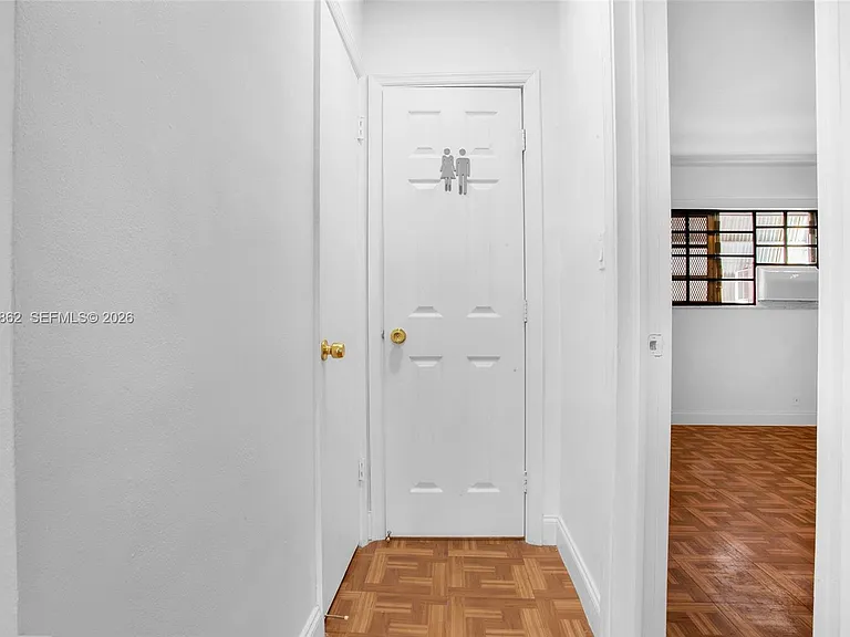 1836 Arthur St #9 — Photo 15