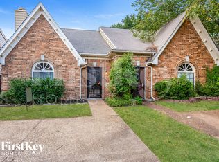 1611 Smokehouse Dr, Cordova, TN 38016