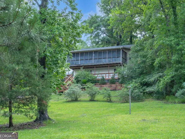 4068 Three R Fish Camp Rd, White Oak, GA 31568