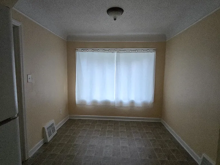 21227 Panama St — Photo 21