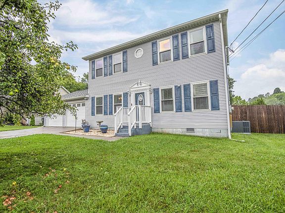 5th image of 1221 Durham Rd