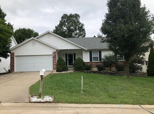 13 Forest Haven Ct, O'Fallon, MO 63368