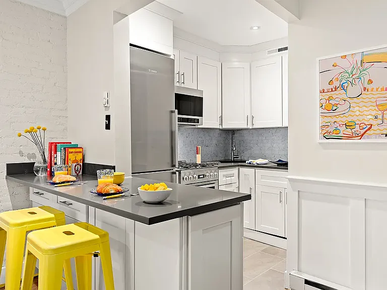 313 W 82nd St #4B — Photo 2