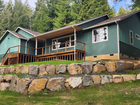 321 Bell Hole Loop, Crescent City, CA 95531