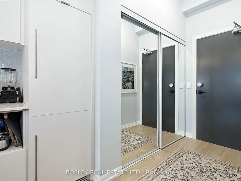 435 Richmond St W #205 — Photo 25