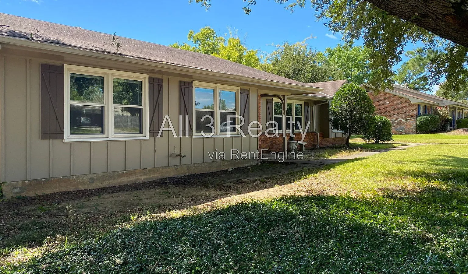 3 bed, 2.0 bath, 1828 sqft, $1,495 — Photo 4