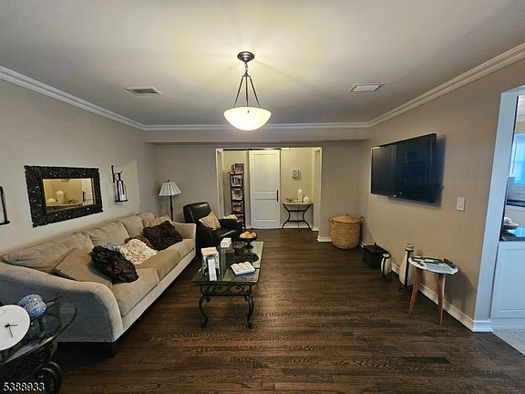 5th image of 63-69 Rome St #1J