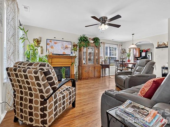 5th image of 4403 Trillium Fields Dr #41