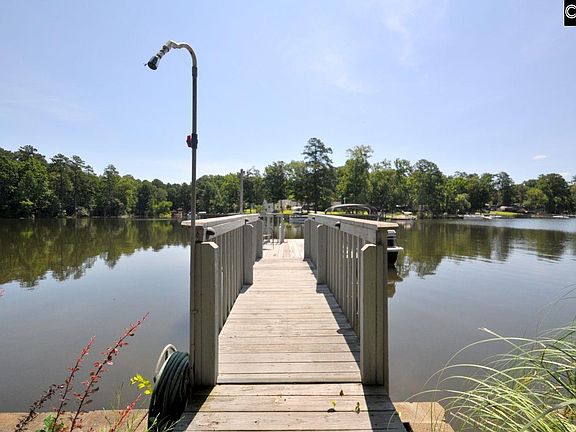 5th image of 1866 Lakewood Dr