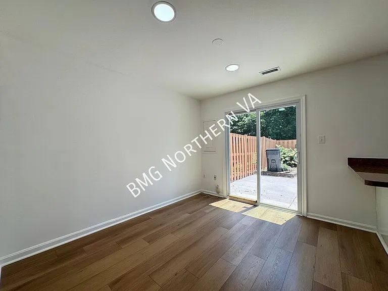 8763 Bretton Woods Dr — Photo 17