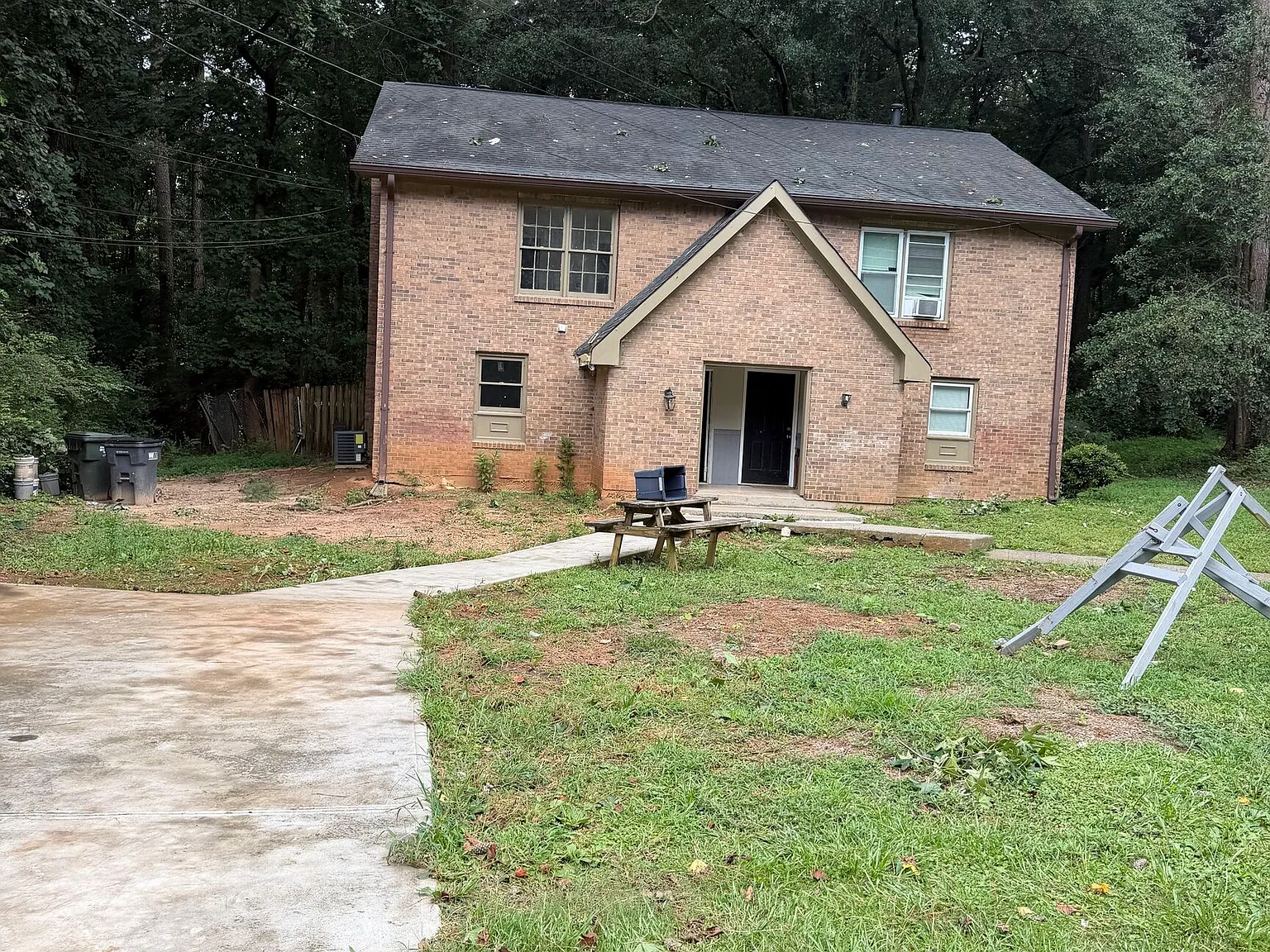 2 bed, 2.5 bath, 1800 sqft, $1,800 — Photo 4