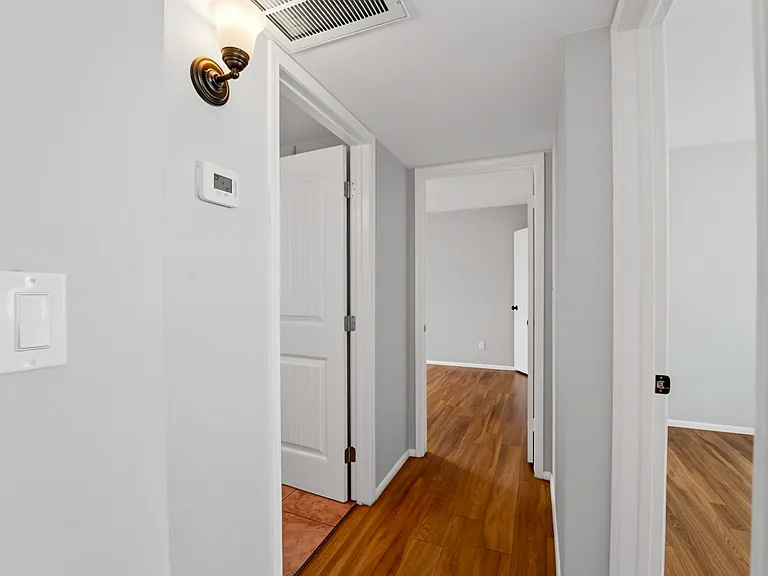 114 S Lesueur — Photo 19