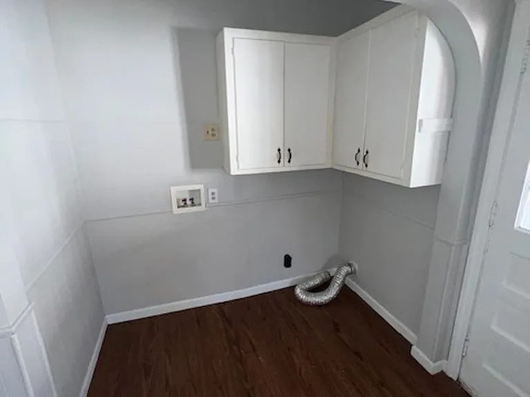 900 Hercules Ave — Photo 5