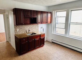 40 Dewey St APT 2S, New Britain, CT 06051