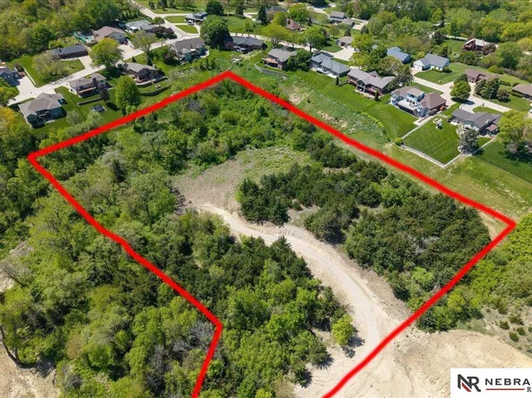 1111 N 28th Ave, Blair, NE 68008