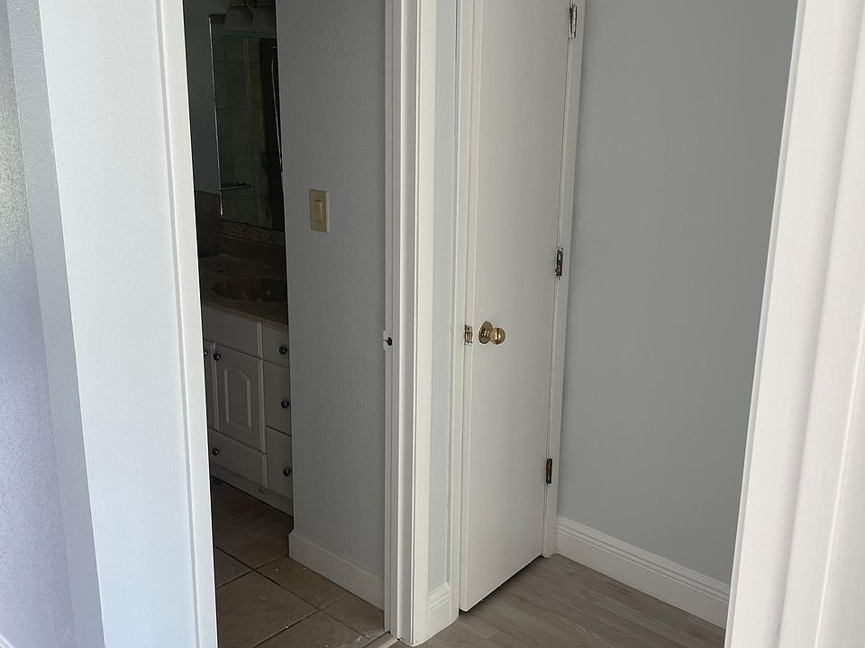 1st image of 1727 King Phillip Dr #2