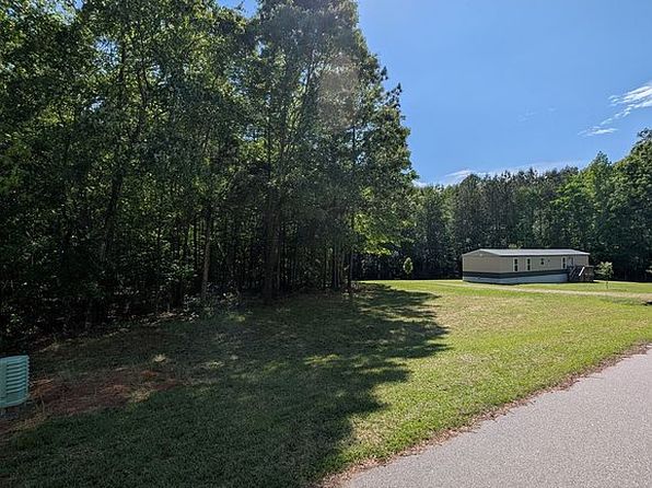 109 Gaston Oaks Ln