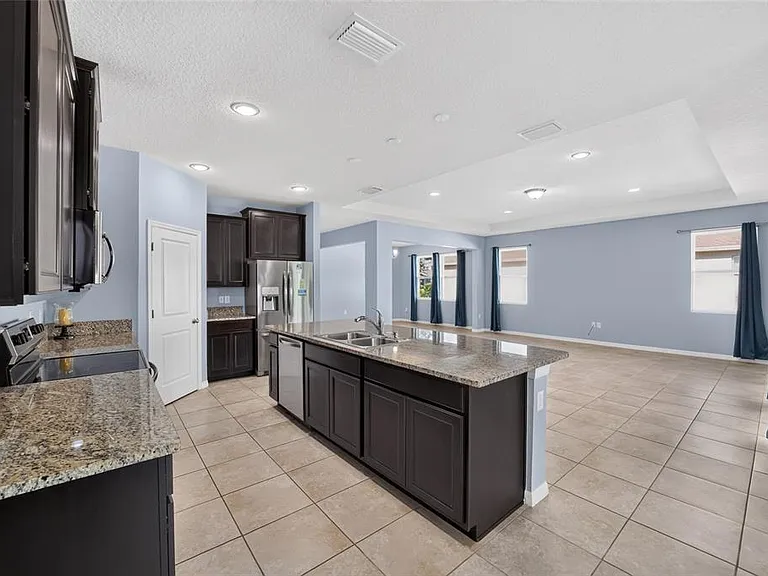 4572 SW 65th Pl — Photo 25