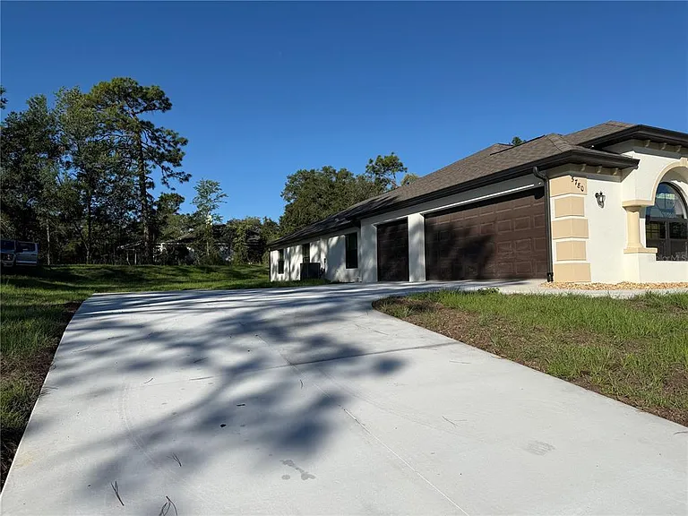 5780 N Lena Dr — Photo 43
