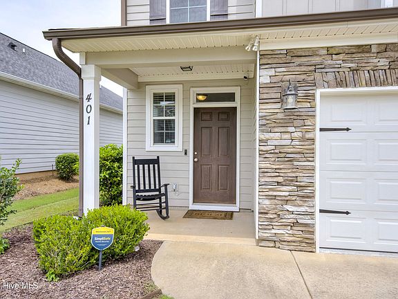 3rd image of 401 Longmeadow Drive