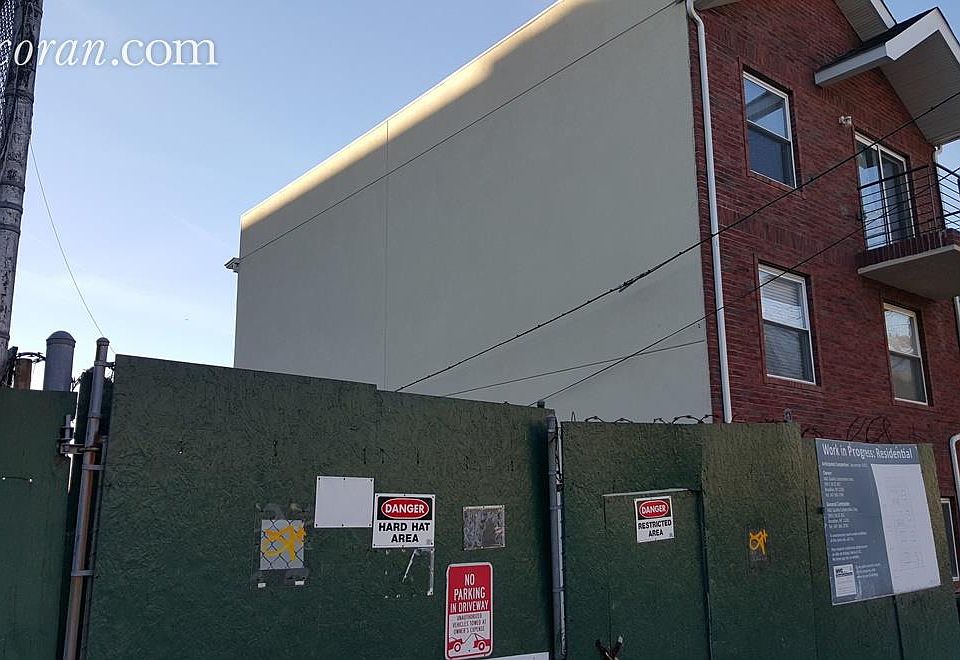 1st image of 2422 Snyder Ave