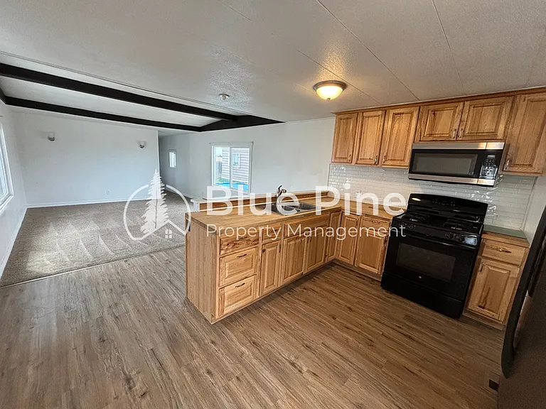 540 US Highway 26 #E8 RENTAL — Photo 4