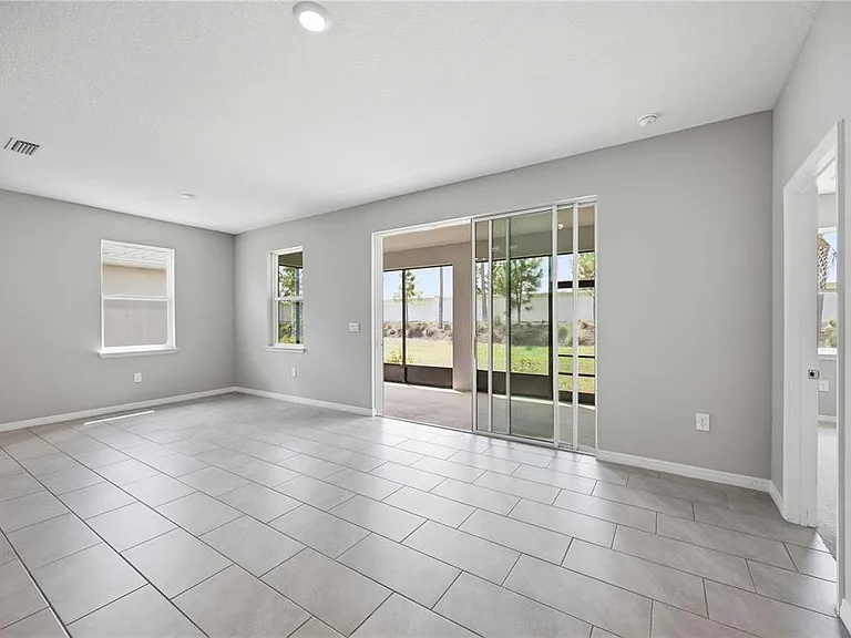 5719 Woodland Sage Dr — Photo 16
