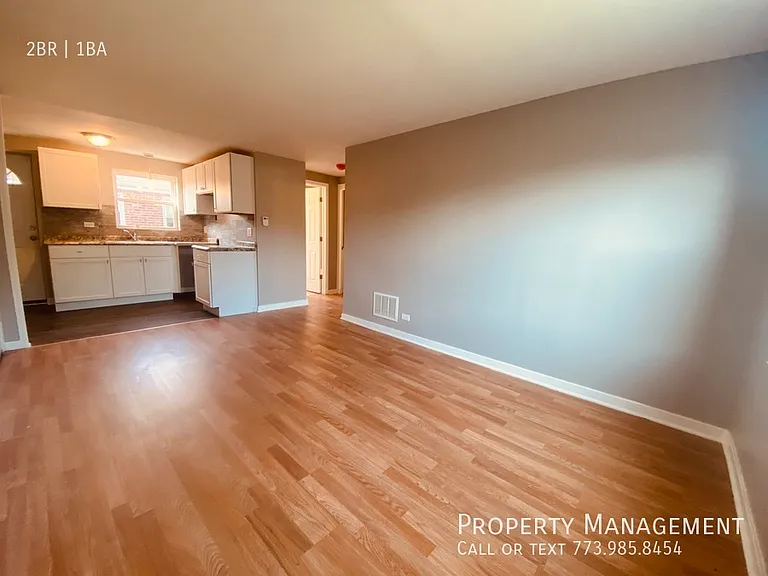 8153 S Colfax Ave — Photo 10