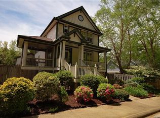 180 Village Greenway, Flat Rock, NC 28731
