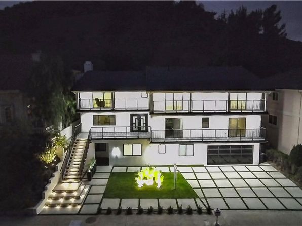 3381 Oakmont View Dr