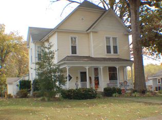 116 S 6th St, Central City, KY 42330