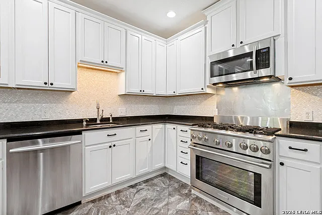 510 Avant Ave — Photo 12