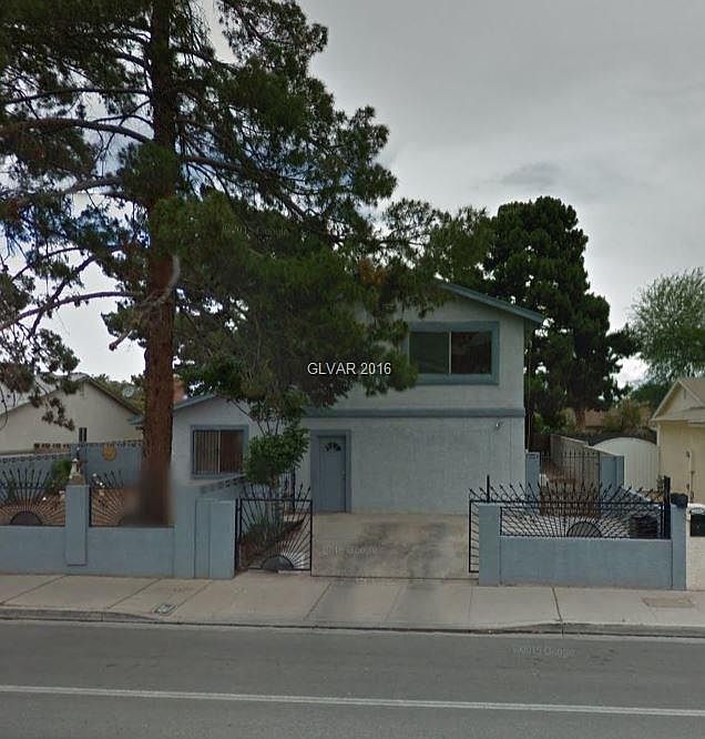 1st image of 4452 E Wyoming Ave #0