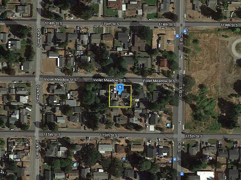 1st image of 418 Violet Meadow St S