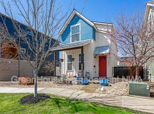 636 SW B St, Bentonville, AR 72712