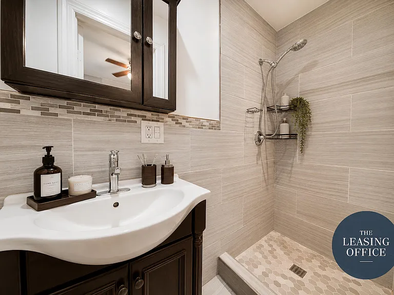 448 W 46th St #3RE — Photo 6