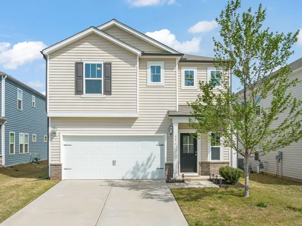 92 White Ash Dr, Clayton, NC 27527