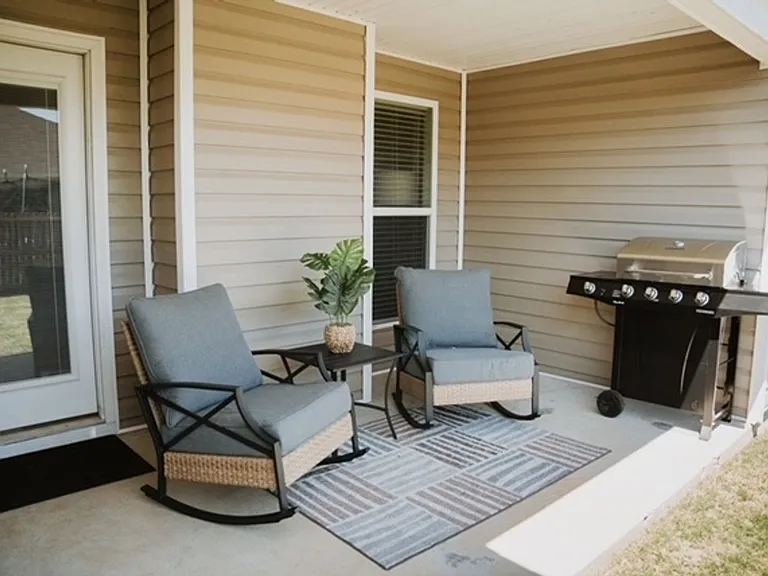 103 Abney Ct — Photo 32